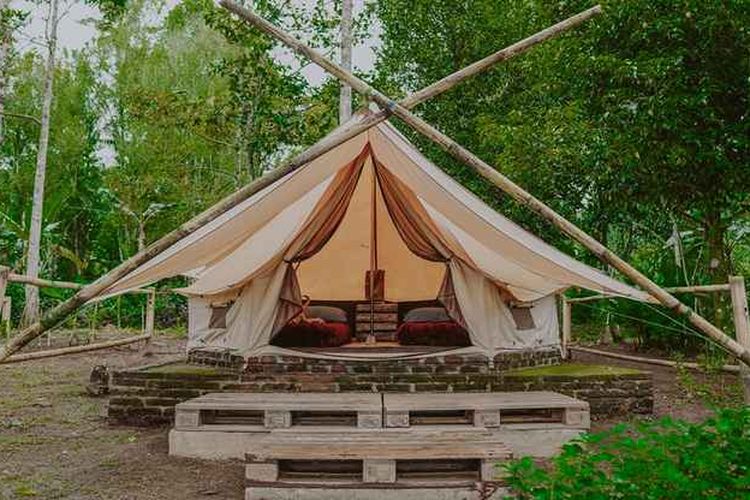 Penginapan Damarwidi Glamping di Buleleng, Bali.