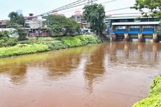 Jelang Puncak Musim Hujan, Pemprov DKI Kebut Normalisasi Sungai