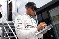 Hamilton Kalahkan Rosberg pada Latihan Terakhir di Inggris