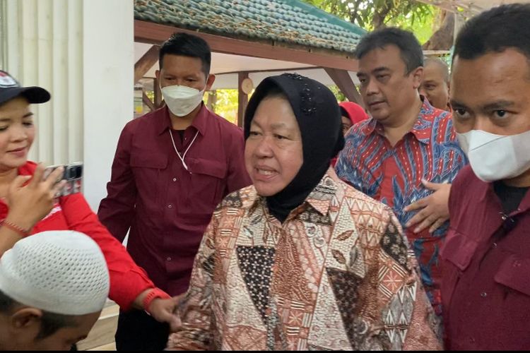 Tri Rismaharini, saat berada di Makam Sunan Bungkul, Surabaya, Kamis (29/8/2024).