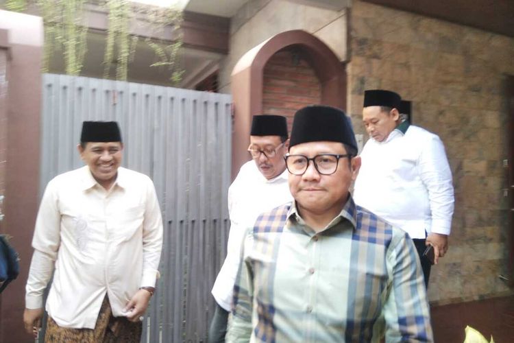 Bakal Calon Wakil Presiden Muhaimin Iskandar bersilaturahmi ke kediaman KH Ulil Albab Arwani di Kecamatan Kota Kudus, Jawa Tengah, Senin (2/10/2023) siang.