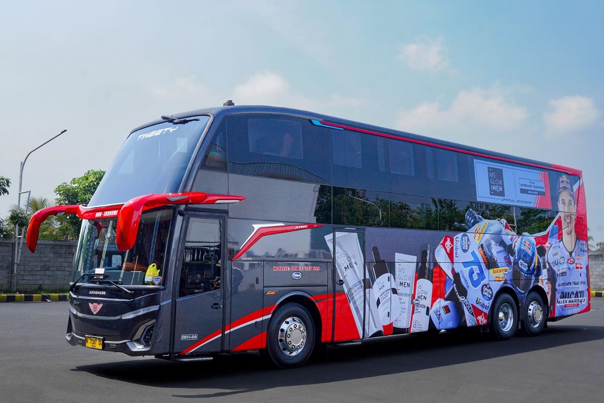 Bus PO Juragan 99 Trans dengan livery Gresini Racing