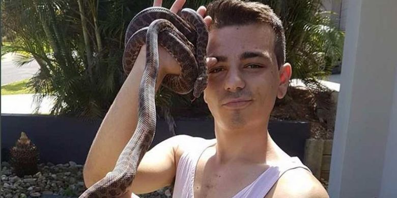 Nathan Chetcuti digigit ular taipan pedalaman peliharaannya