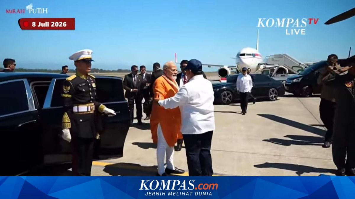 Jelang Kunjungan Candi Prambanan, Prabowo Sambut PM India di Bandara YIA