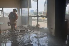 Lantai 5 Showroom Mobil di Jalan DI Panjaitan Terbakar, Seorang Pegawai Alami Luka Bakar