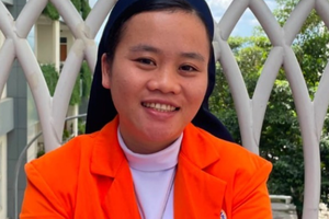 Cerita Suster Katolik Kuliah di Kampus Islam UAD Jogja, Tetap Kenakan Jubah Biarawati