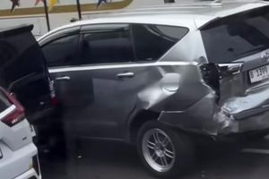 Tiga Mobil Kecelakaan Beruntun di Tol Dalam Kota Arah Cawang, gara-gara Pindah Lajur