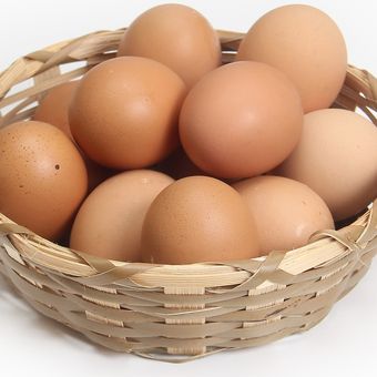 Data Kementerian Perdagangan per 23 Agustus 2022 harga telur ayam ras di tingkat eceran mencapai Rp 31.000 per kilogram. Harga telur ayam terpantau naik sejak Mei 2022. 