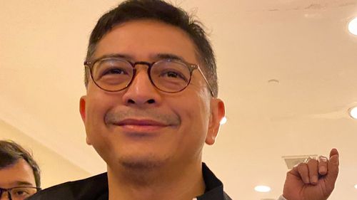 TPN Buka Suara soal Mahfud MD Berpose Tiga Jari dengan Pilot Garuda Indonesia