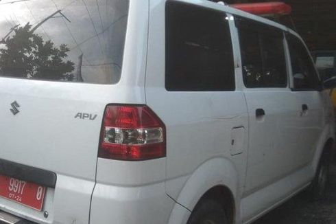 Kronologi Kades Digerebek Selingkuh dengan Istri Orang, Bawa Ambulans ke Vila di Sukabumi