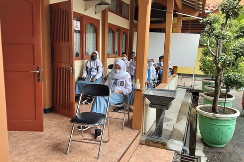 Uji Coba Sekolah Tatap Muka di Kendal, 52 Siswa Reaktif Covid-19