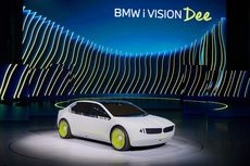 BMW Luncurkan Sedan Listrik Konsep i Vision Dee, Bisa Berubah Warna 