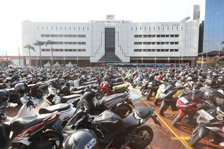 Banyak Helm Hilang di Parkiran Jakarta Fair 2026, Bisa Minta Ganti?
