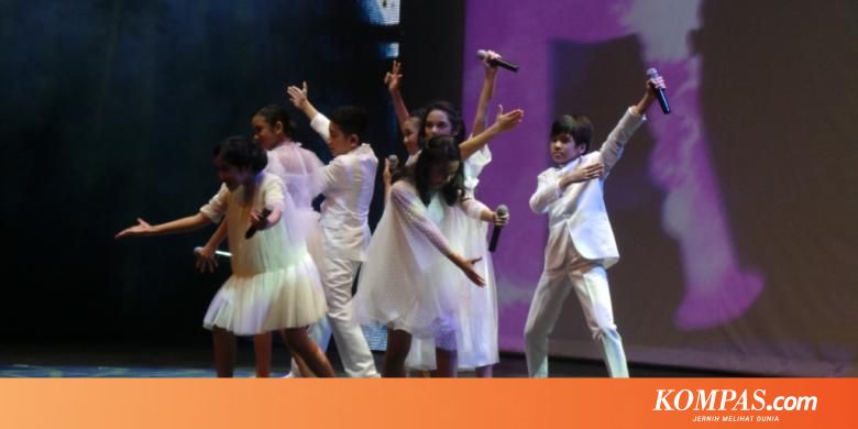 Lagu Aku Anak Indonesia Dinyanyikan Dengan Tempo Lagu Aku Anak Indonesia Dinyanyikan Dengan Tempo