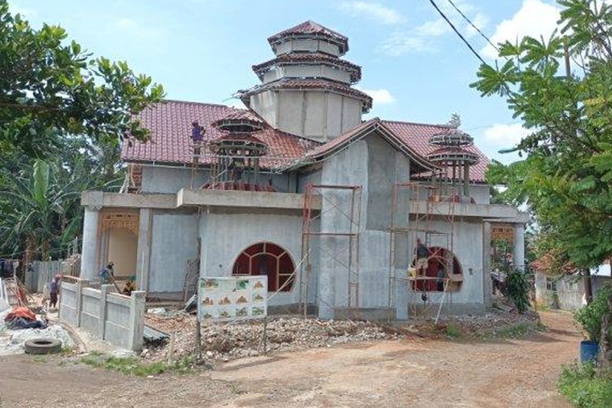 Masjid Tjia Kang Hoo di Pasar Rebo yang kini dalam proses pembangunan, Jakarta Timur, Kamis (30/3/2023). 
