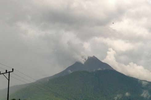 Gunung Lewotobi Alami 23 Kali Gempa Guguran Selama 6 Jam