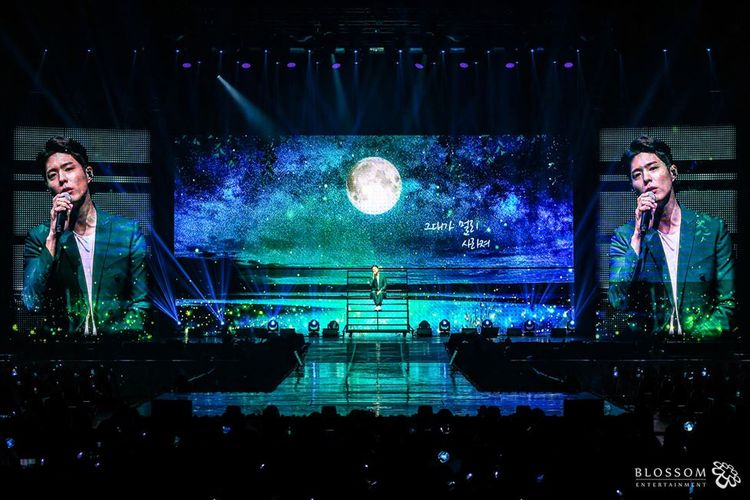 Aktor drama Korea Park Bo Gum menjumpai penggemarnya di Bangkok dalam rangkaian 2019 Park Bo Gum Asia Tour, Sabtu (16/2/2019).