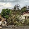 Cuaca Ekstrem Terjang Sleman, 2 Rumah Ambruk dan Pohon Tumbang