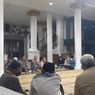 Persiapan Pernikahan Kaesang-Erina, Keluarga Erina Gelar Pertemuan dengan Warga