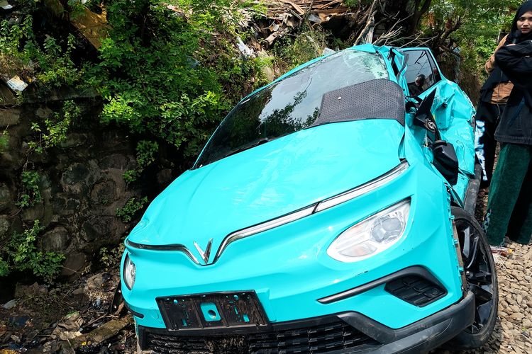 Kenapa Taksi Listrik Bisa Mogok di Rel? Ini Penjelasan Pakar