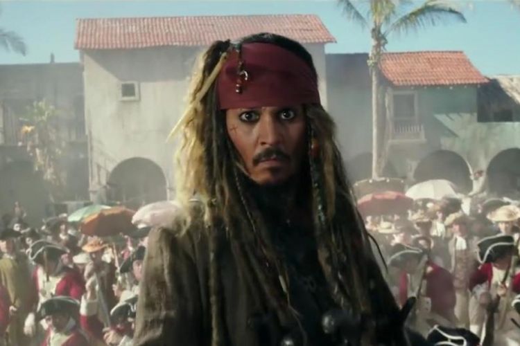 Johnny Depp dalam film Pirates of the Caribbean: Dead Men Tell No Tales