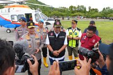 Wilayah Terdampak Longsor dan Banjir Luwu Terisolasi, Pemprov Sumsel Salurkan Bantuan dengan Helikopter