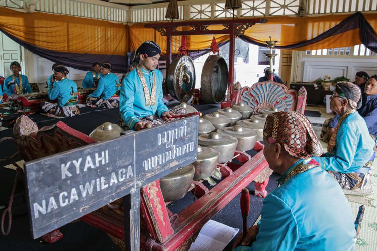 Gamelan Kyai Nogo Wilogo pusaka Gamelan Kyai Nogo Wilogo.