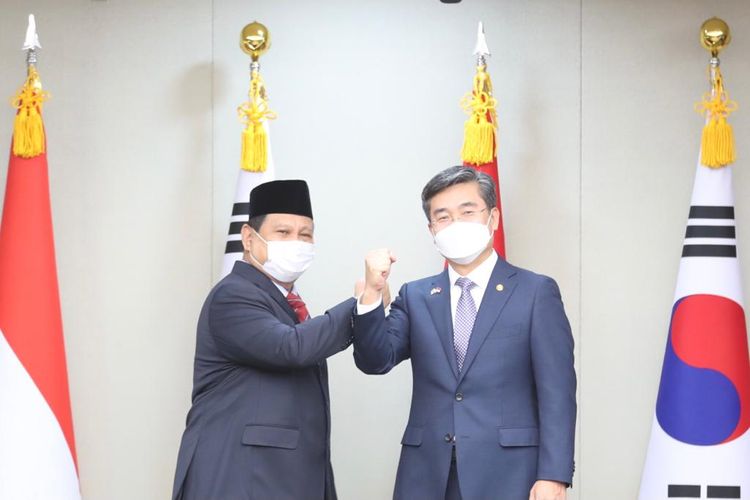 Menteri Pertahanan Prabowo Subianto menggelar pertemuan dengan Menteri Pertahanan Korea Selatan Suh Wook di Seoul, Korea Selatan, Kamis (8/4/2021).