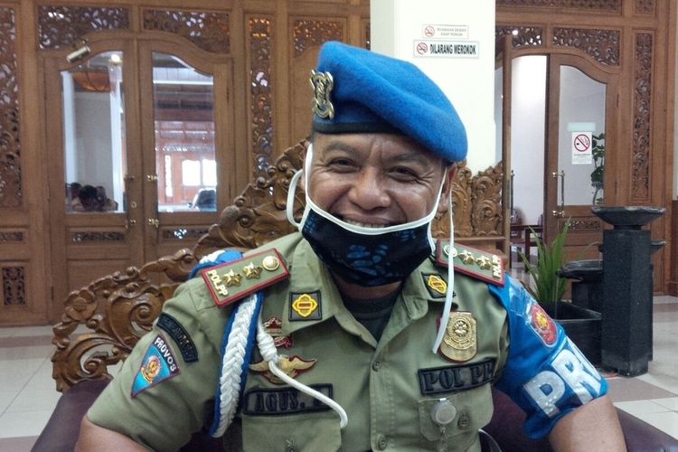 Kabid Ketertiban Umum dan Ketenteraman Masyarakat Satpol PP Solo, Agus Sis Wuryanto di Solo, Jawa Tengah, Selasa (7/4/2020).