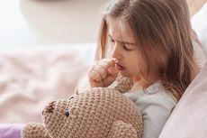 6 Penyebab Batuk Malam Hari pada Anak dan Cara Mengobatinya