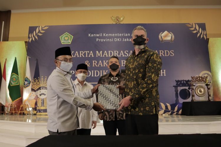 Kementerian Agama Provinsi DKI Jakarta dan edutech Infradigital akan segera menyelenggarakan program Jakarta Madrasah Digital Awards 2022 sebagai upaya percepatan dan pemerataan digitalisasi madrasah di DKI Jakarta.