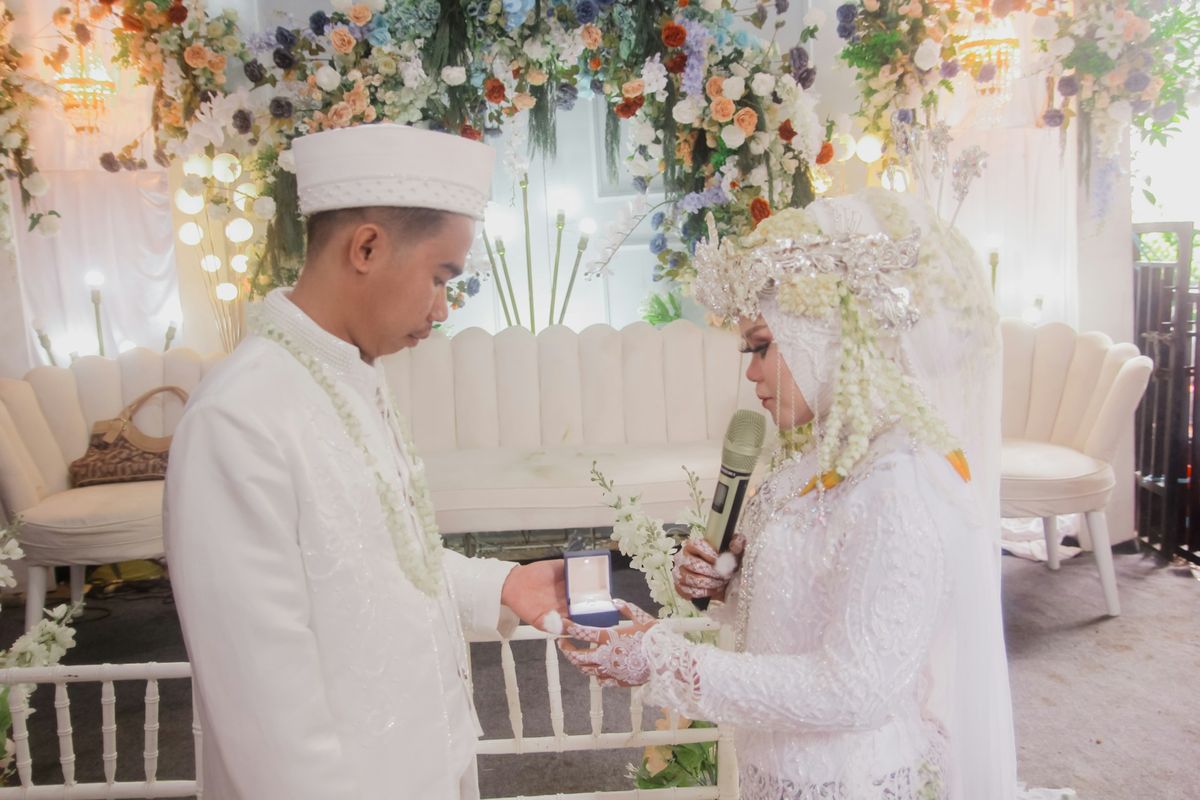 Ilustrasi pengantin.