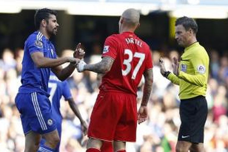 Terlibat friksi dengan Skrtel pada Sabtu (31/10/2015), Diego Costa terancam sanksi. 