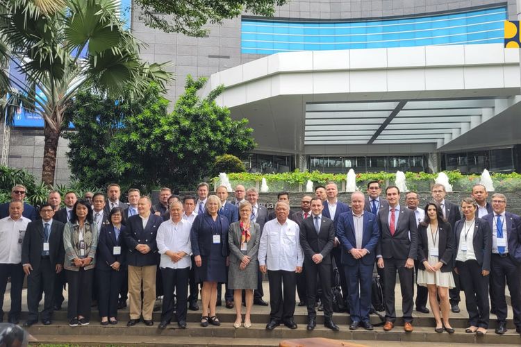Basuki Ajak Finlandia Kembangkan Smart City di IKN