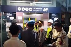 Polisi Cek TKP Jatuhnya Besi Crane di Jalur MRT Jakarta 