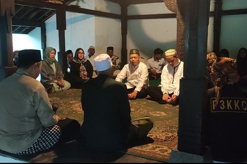 Tradisi Isra Miraj di Keraton Kasepuhan Cirebon, Momen Refleksi, Doa Leluhur, dan Berbagi Nasi Bogana