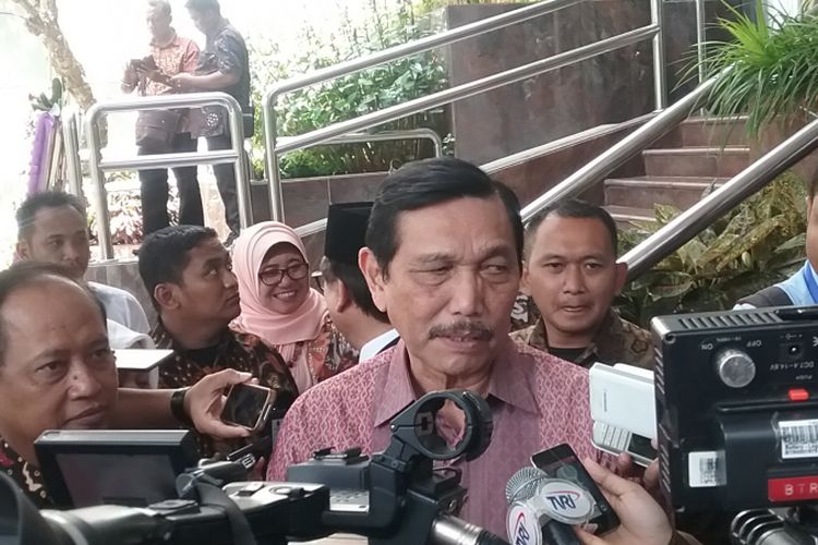 Menteri Koordinator Kemaritiman Luhut Binsar Panjaitan di Gedung Badan Pengkajian dan Penerapan Teknologi (BPPT), di Jakarta, Kamis (3/8/2017).