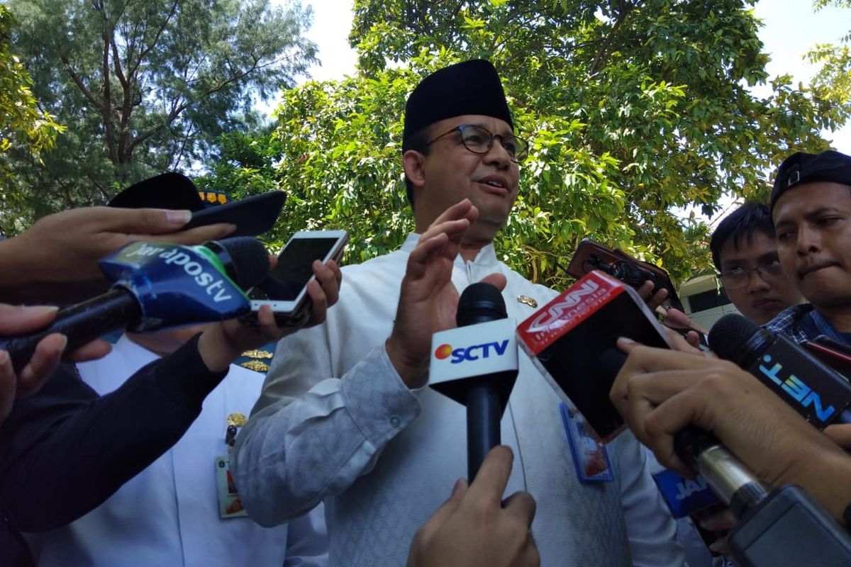 Gubernur DKI Jakarta Anies Baswedan di Kepulauan Seribu, Jumat (22/3/2019).