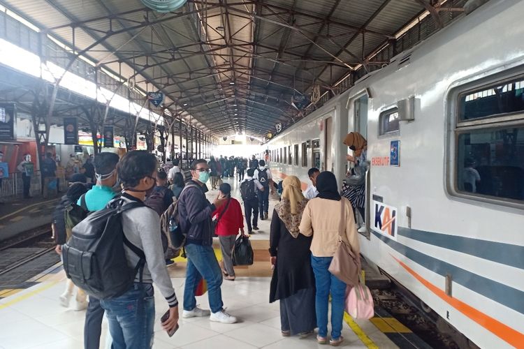 PT Kereta Api Indonesia (Persero) Daop 5 Purwokerto menghadirkan Promo Hari Kemerdekaan dengan harga tiket mulai Rp 17 ribu.