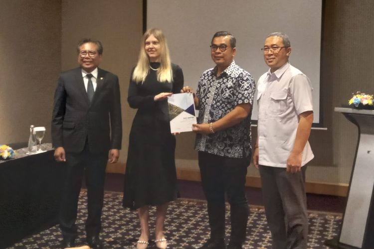 Konferensi pers hasil PoC mobilitas pintar di Kota Balikpapan oleh Otorita IKN dan Sergek Projects Ltd di JW Marriott Hotel Jakarta, Senin (27/5/2024).
