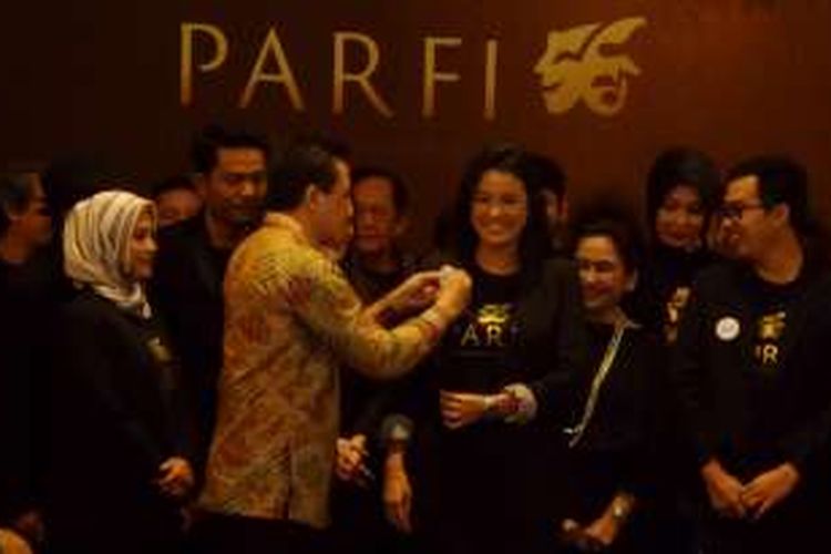 Marcella Zalianty usai dilantik sebagai Ketua Umum Parfi 56 di Four Season Hotel, Jakarta Selatan, Senin (24/10/2016).