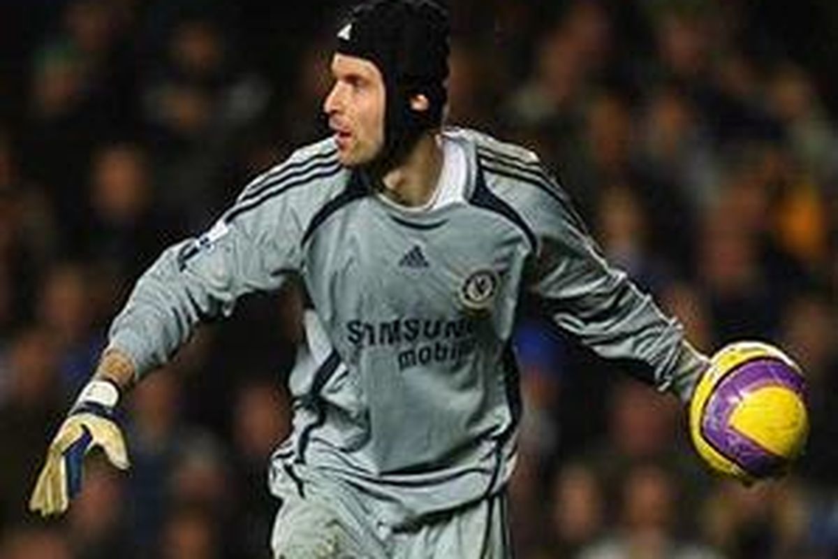 Kiper Chelsea, Petr Cech, akan menjalani penampilan ke-200 untuk timnya dalam duel Liga Champions lawan Juventus.