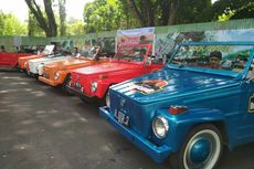 Mobil Antik VW Ini Disediakan untuk Wisatawan Keliling Borobudur