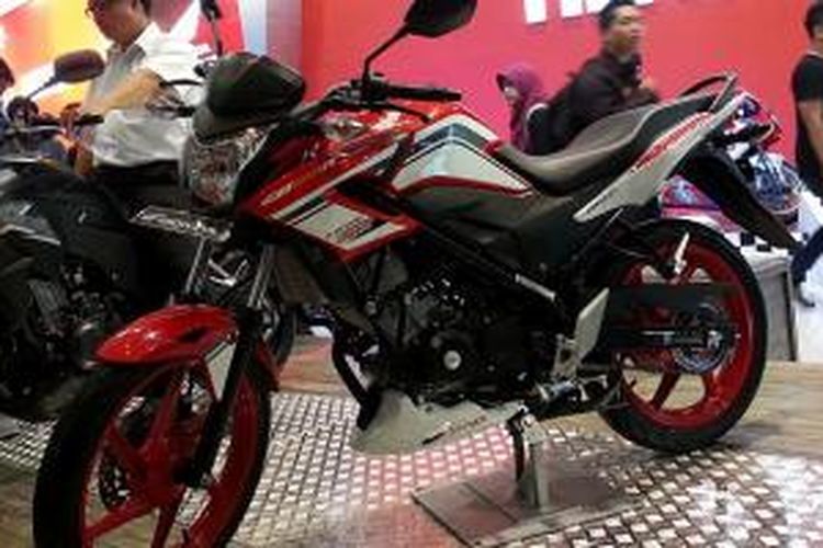 Honda Cb150r Edisi Spesial Melantai Di Imos 14