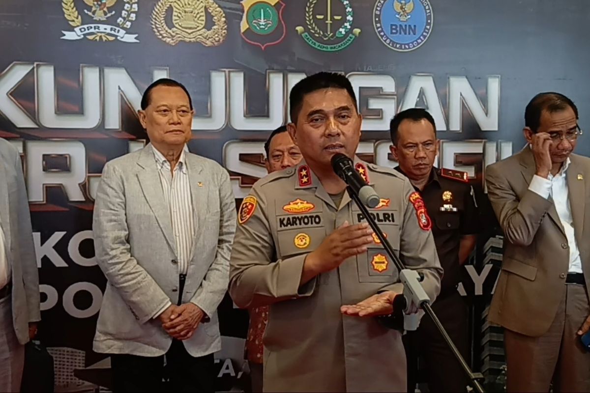 Soroti Aksi Premanisme, Kapolda Metro Koordinasi dengan Pimpinan TNI untuk Langkah Hukum