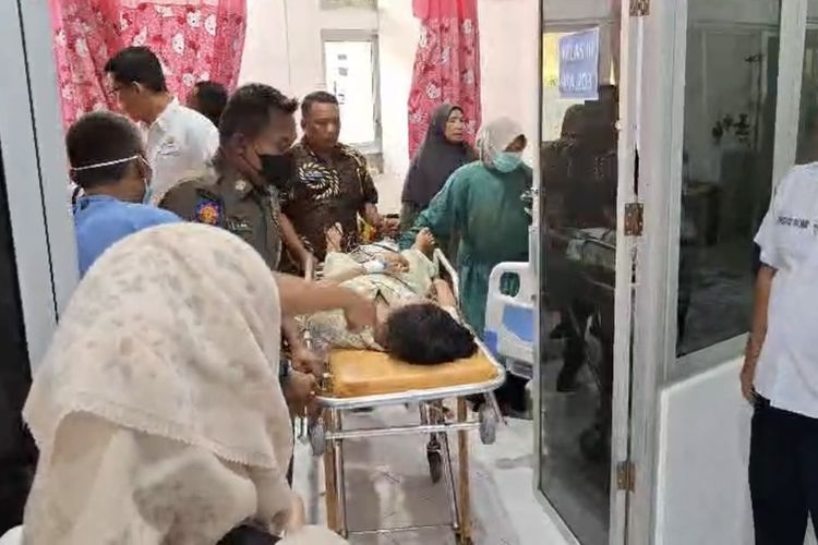 Korban Keracunan MBG di Pariaman Dirujuk ke Dokter Spesialis, Ortu: Takut Ada Gangguan Saraf