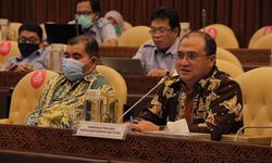 Terkait Polemik Kapal Isap Produksi di Babel, Gubernur Erzaldi Dukung Putusan RDP