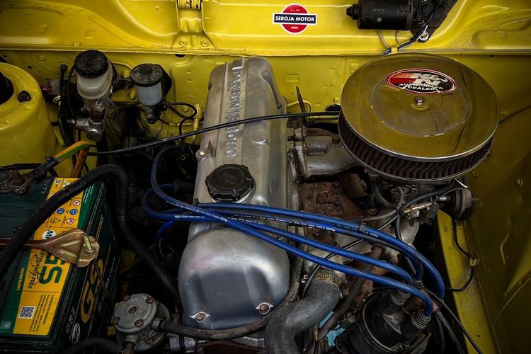 Mesin Datsun 510 1300 cc OHC 4 silinder