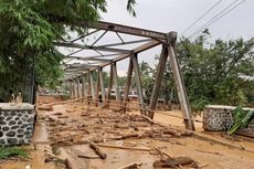 Banjir Bandang di Lebak, Jembatan Penghubung 3 Kecamatan Putus