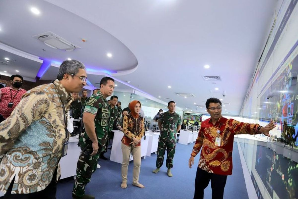 Kerja sama Pertamina dan TNI untuk mengamankan obvitnas strategis milik Pertamina 

